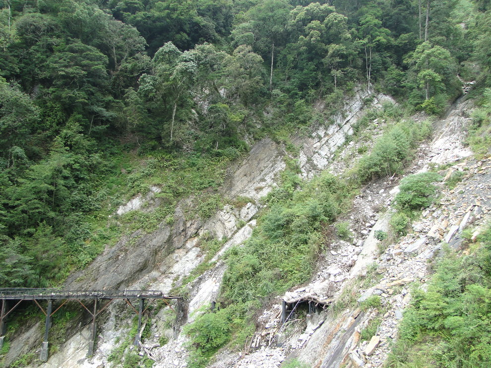 «ö¦¹¦b·sµøµ¡ÂsÄý¹Ï¤ù