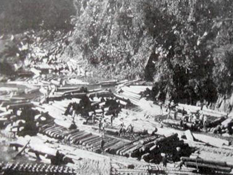 «ö¦¹¦b·sµøµ¡ÂsÄý¹Ï¤ù