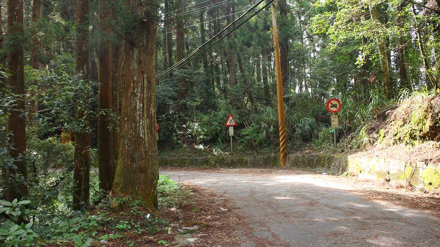 «ö¦¹¦b·sµøµ¡ÂsÄý¹Ï¤ù