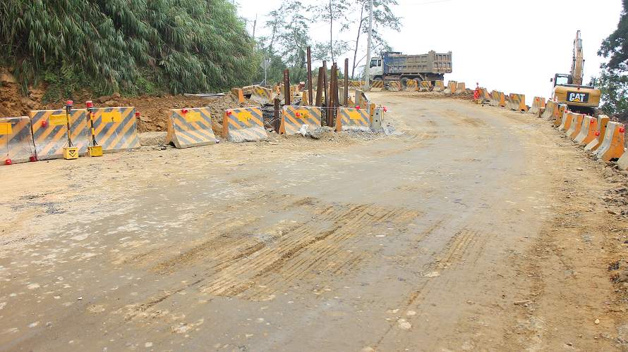 «ö¦¹¦b·sµøµ¡ÂsÄý¹Ï¤ù